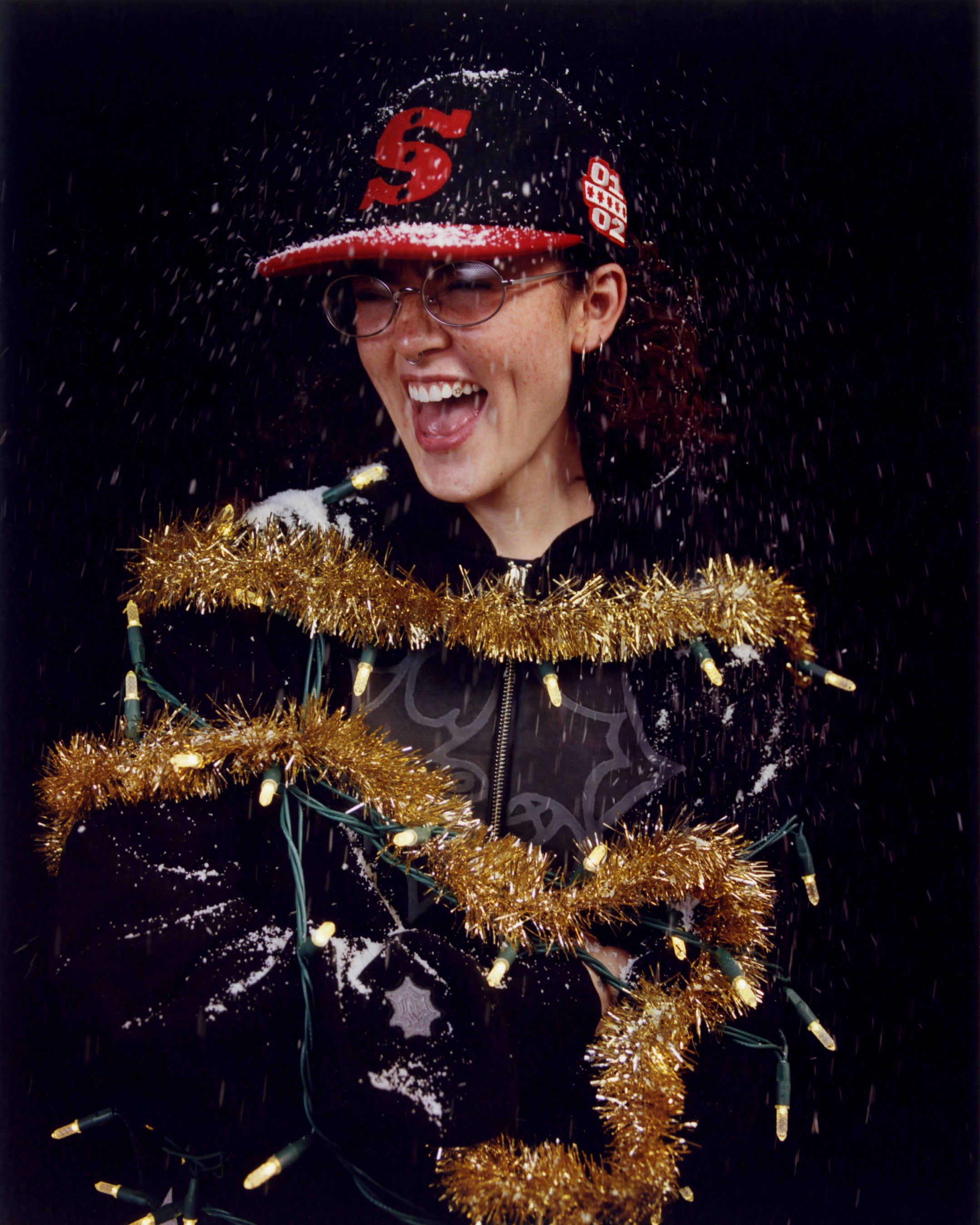 "S" Wool Hat - Black & Red