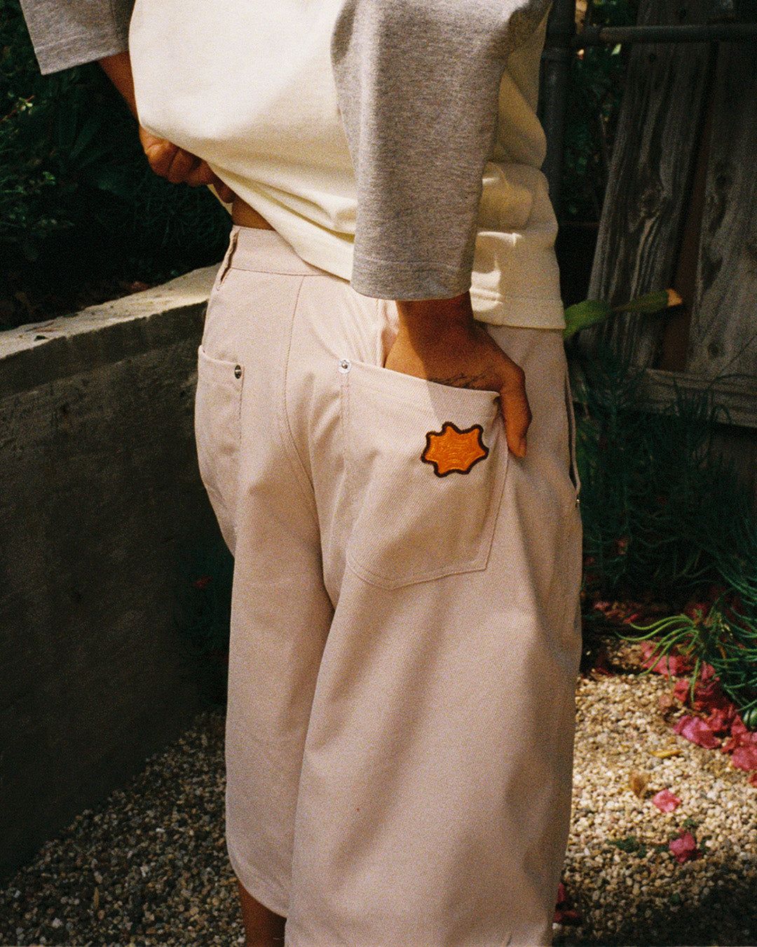 "Hardware" Wide Pleated Shorts - Tan